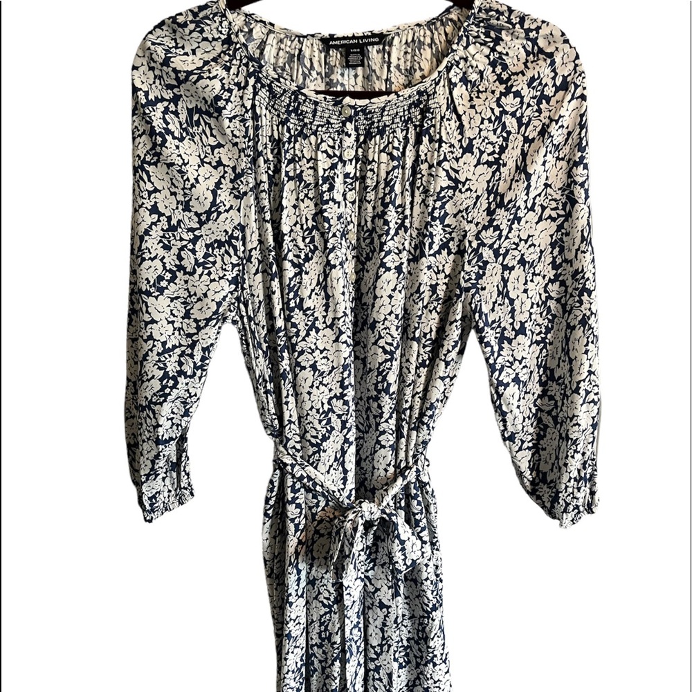 ♥️ American living dress with belt, long sleeve just above the knee belted